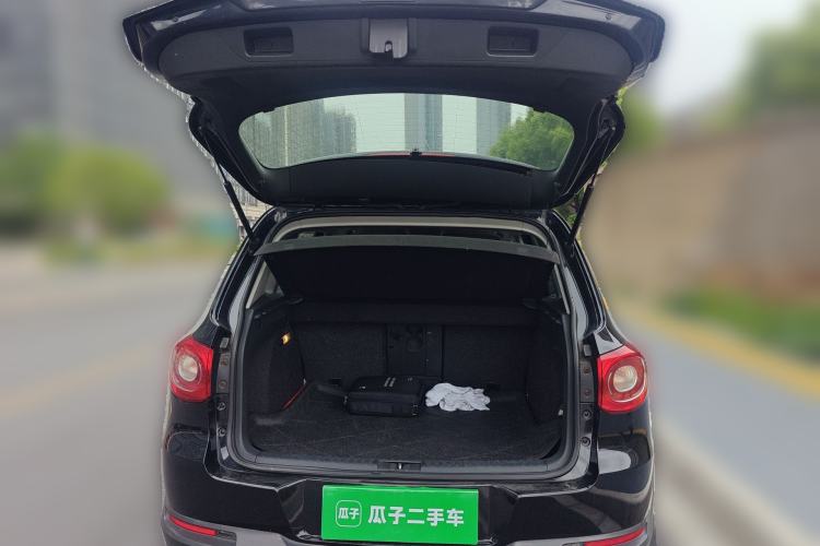 Used Volkswagen Tiguan 2012 1.8TSI Automatic Two-Wheel Drive Urban Edition Trunk