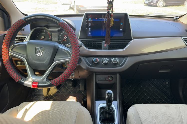Used Baojun 310W 2017 1.5L Manual Comfort Version China V
