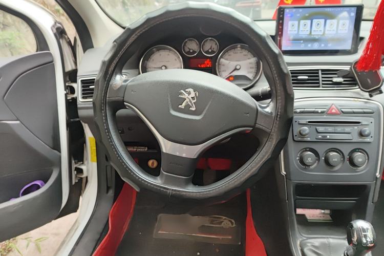 Used Peugeot 308 2014 Enjoy Edition Classic 1.6L Manual YouShang Model Steering Wheel