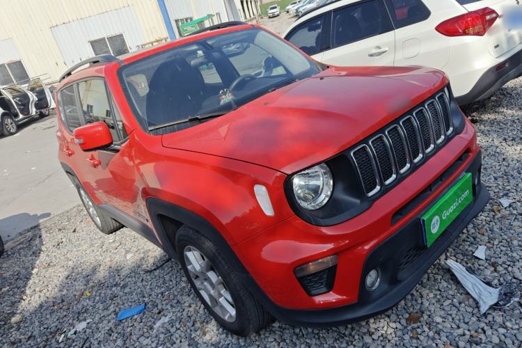 Used Jeep Renegade 2019 220T Automatic Leading Edition Front Right 45 Deg