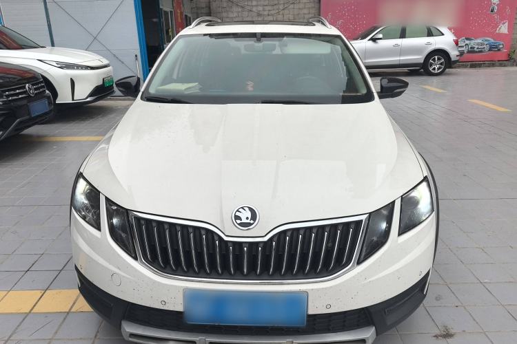 Used Skoda Octavia 2018 Station Wagon TSI230 DSG Luxury Edition