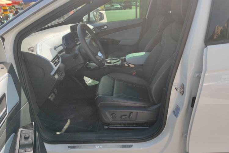 Used Volkswagen ID.4 X 2024 Pure & Smart Edition Left Front Seat