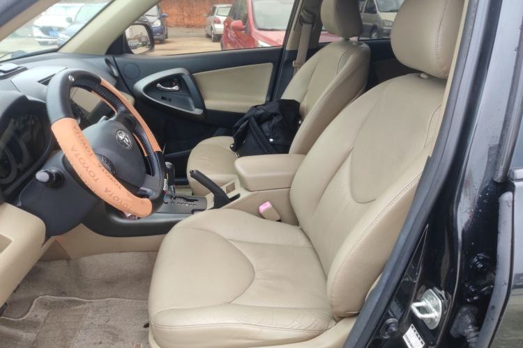 Used Toyota RAV4 2011 2.0L Automatic Luxury Edition Left Front Seat