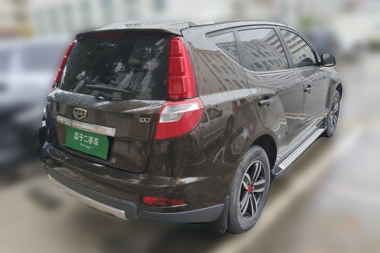 Used Geely Auto GX7 2015 Sports Edition 2.0L Automatic Luxury Upgrade Version China V Standard
