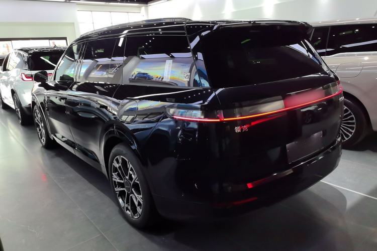 Used Lynk & Co 900 2025 2.0T Ultra
