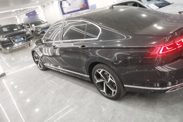 Used Volkswagen Magotan 2023 2 Million Units Limited Edition 330TSI DSG Leading Version