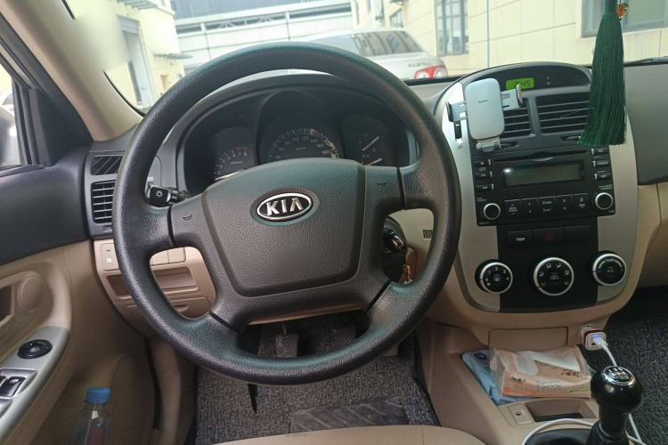 Used Kia Cerato 2008 European-style 1.6 MT GL