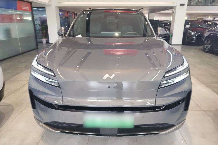 Used ONVO Luxeed L90 2025 Model—Max Six-Seater Version Front