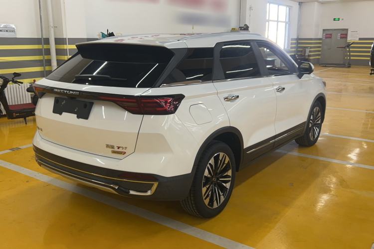 Used Bestune T77 2023 1.5T Automatic Luxury Model Exterior 3