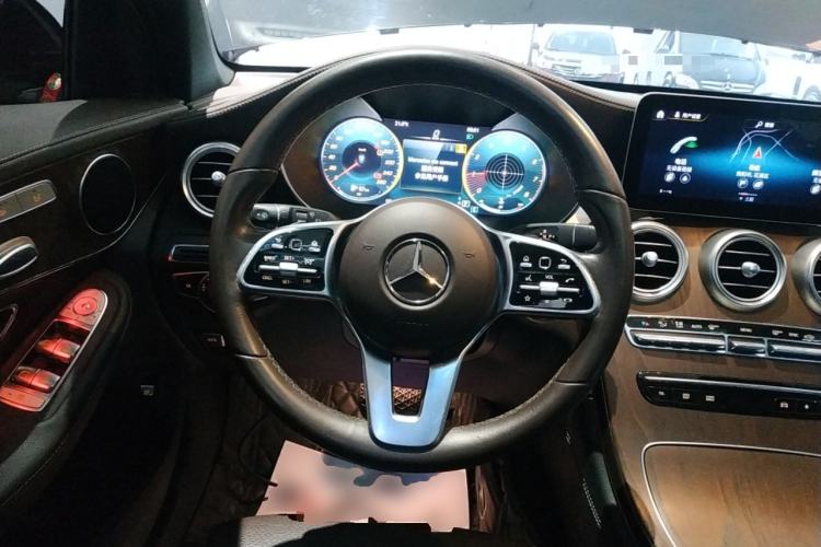 Used Mercedes-Benz GLC 2020 GLC 260 L 4MATIC Luxury Model Steering Wheel