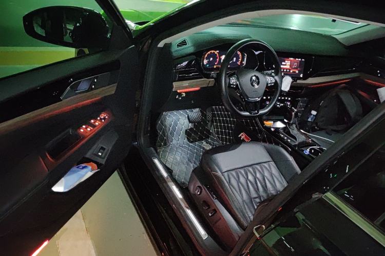 Used Volkswagen Passat 2019 330TSI Luxury Edition China VI Standard