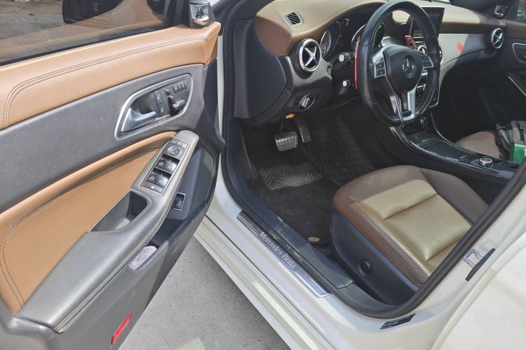 Used Mercedes-Benz CLA 2014 CLA 260 4MATIC Driver Seat