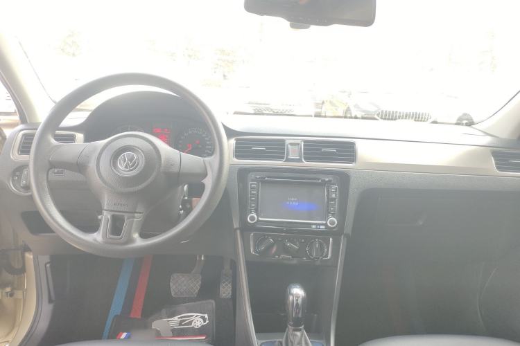 Used Volkswagen Santana 2015 1.6L Automatic Comfort Edition
