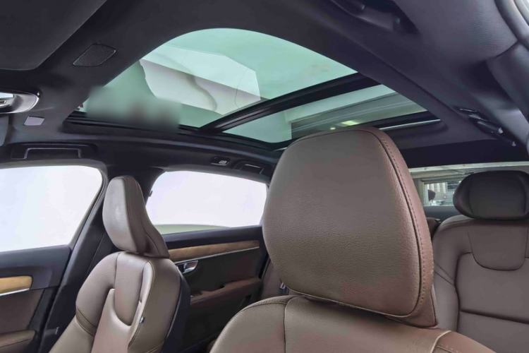 Used Volvo S90 2024 B5 Zhiyi Luxury Edition