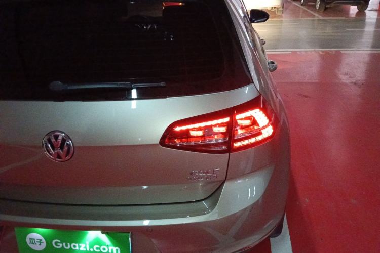 Used Volkswagen Golf 2017 230TSI Automatic Comfort Edition – Celebrating Milestone of One Million Units
