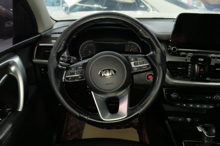 Used Kia Sportage R 2019 2.0L Automatic Smart Luxury Edition Steering Wheel
