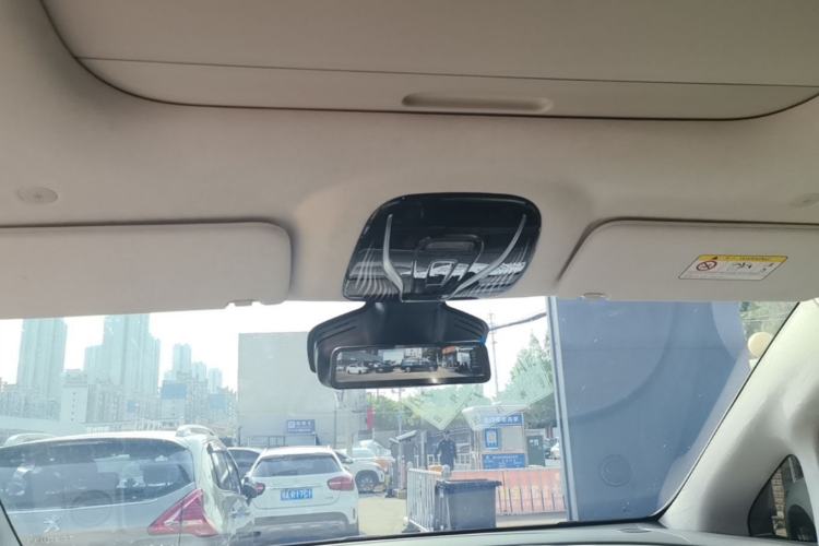 Used VOYAH Dream 2025 EV Four-Wheel Drive Prestige Qiankun Edition