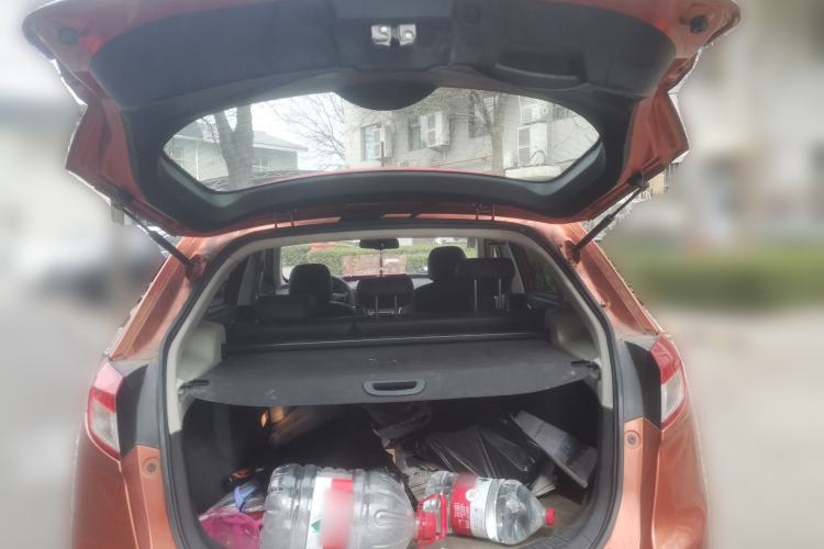 Used GAC Trumpchi GS5 2012 2.0L Automatic Two-Wheel Drive Luxury Edition Trunk