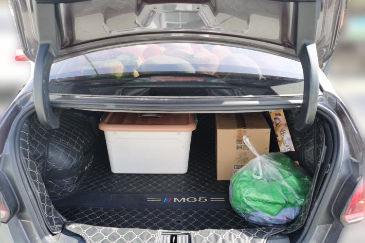 Used MG 5 2021 180 DVVT CVT Youth Luxury Edition
