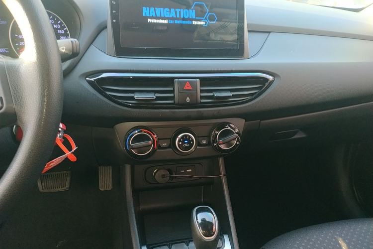 Used Hyundai Celesta 2018 1.6L Automatic GL Enjoyment Edition China VI compliant