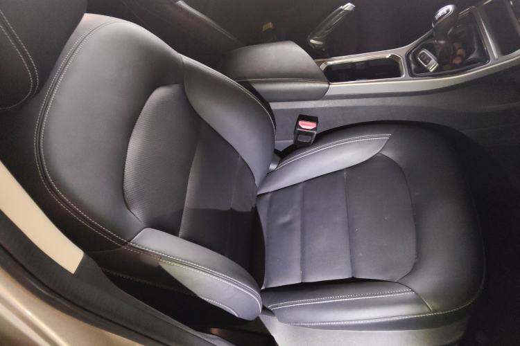 Used Geely Auto Emgrand GL 2017 1.8L Manual Elite Model Right Front Seat