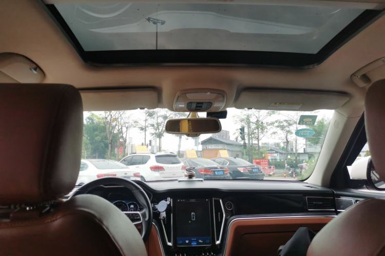 Used Zotye T700 2017 1.8T Dual-Clutch Prestige Model Headliner