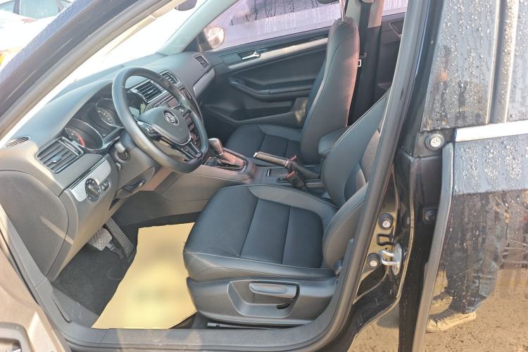 Used Volkswagen Sagitar 2018 180TSI DSG Prestige Edition
