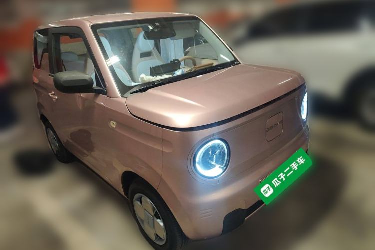 Used Geely Galaxy Panda 2023 Panda Mini 200km Endurance Bear
