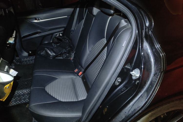 Used Toyota Camry 2023 2.0S Knight Edition