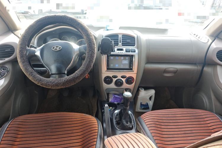 Used Huatai Santa Fe Classic 2012 2.0L Gasoline Manual Luxury Version