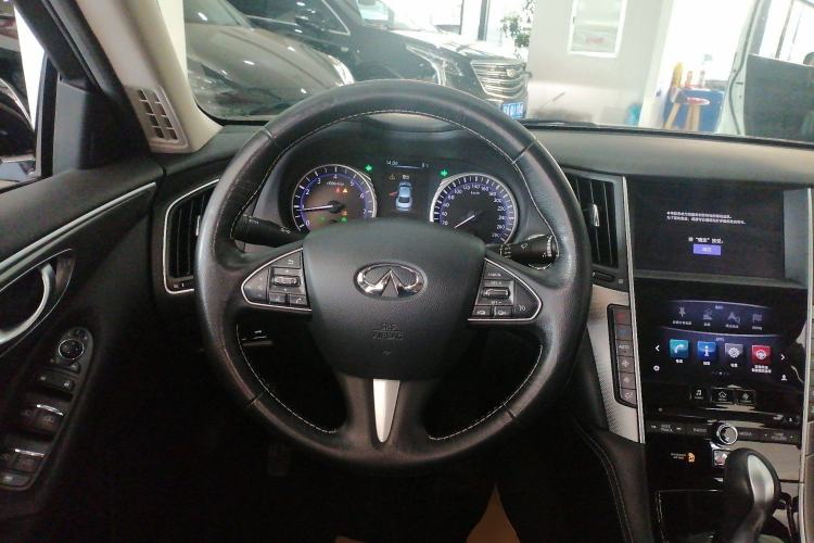 Used Infiniti Q50L 2015 2.0T Enjoyment Edition
