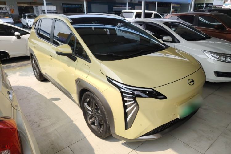 Used AION Y 2022 Plus 70 Tech Edition