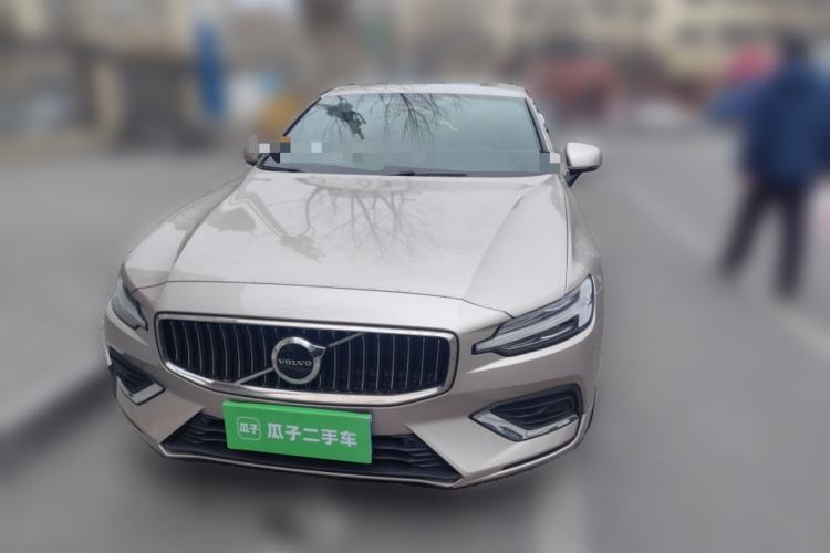 Used Volvo S60 2023 B4 Zhiyi Luxury Edition