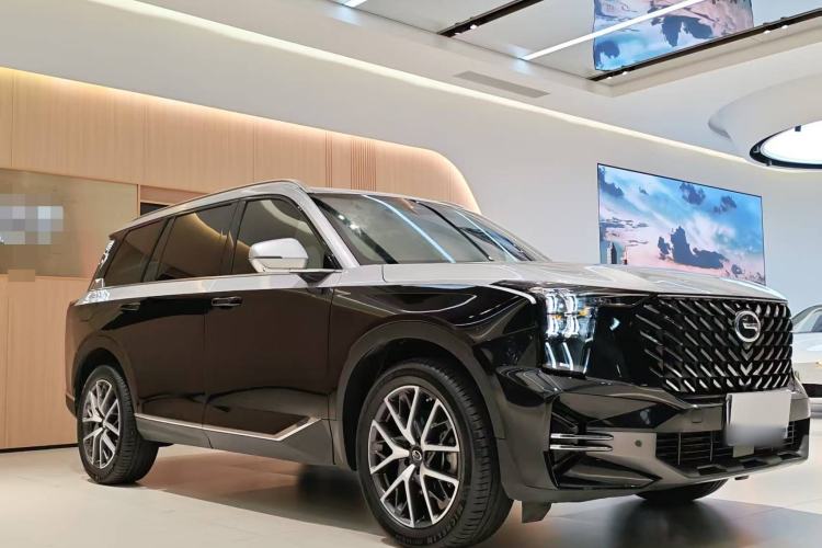 Used GAC Trumpchi GS8 2022 Linghang Series 2.0 TGDI Two-Wheel-Drive Luxury Smart Connectivity Version (7 Seats) Exterior 2