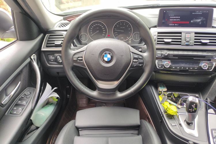 Used BMW 3 Series 2019 320Li Fashion Model
