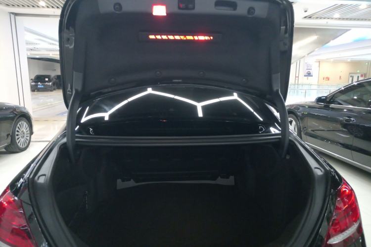 Used Mercedes-Benz E-Class 2019 Facelifted E 300 L Stylish Version
