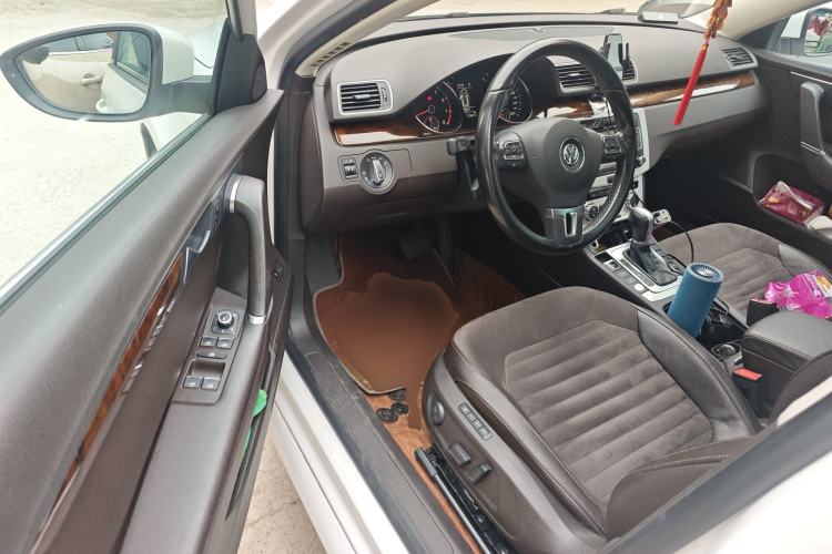 Used Volkswagen Magotan 2012 Travel Edition 2.0 TSI Comfort Version Driver Seat