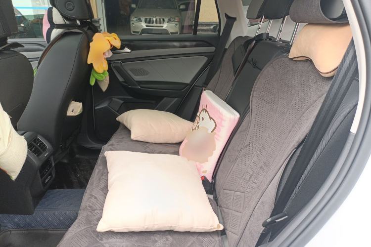 Used Volkswagen Tayron 2023 330TSI Two-Wheel-Drive Luxury Plus Advanced Version Left Rear Seat