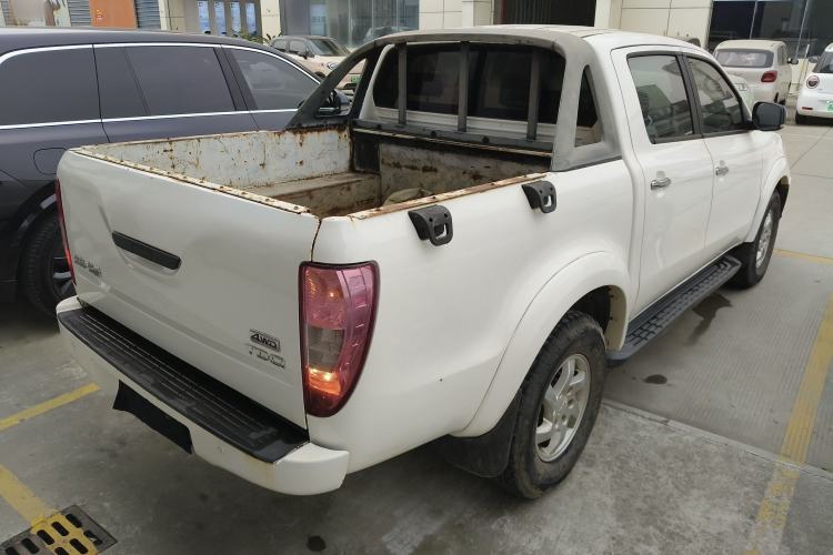 Used JMC Yuhu 7 2017 2.4T Classic Edition Diesel 4x4 Luxury Version JX4D24A5L
