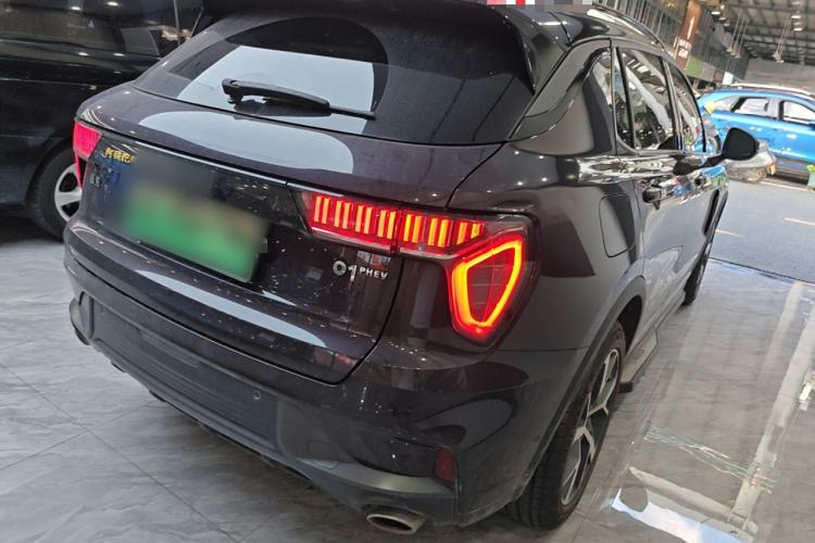 Used Lynk & Co 01 EM-P 2021 1.5TD PHEV Halo Exterior 5