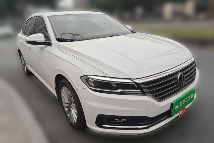 Used Volkswagen Lavida 2021 1.5L Manual Comfort Edition Front Right 45 Deg