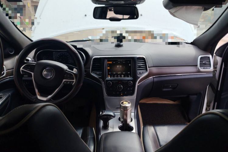 Used Jeep Grand Cherokee 2015 3.6L Luxury Navigation Edition