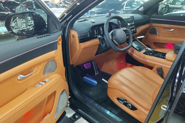 Used Hima AITO M7 2024 1.5T Intelligent Driving 4WD Ultra Version 6 Seats Driver Seat