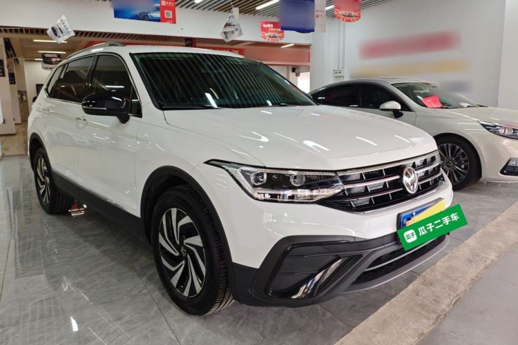 Used Volkswagen Tiguan L 2025 Model, Outstanding Version, 300TSI Automatic Two-Wheel Drive Longteng Edition
