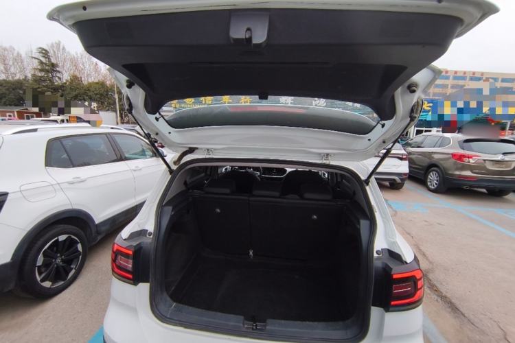 Used Volkswagen Tacqua 2023 200TSI DSG Joy-Connect Edition