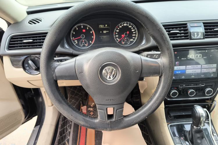 Used Volkswagen Passat 2014 1.8TSI Automatic Prestige Edition
