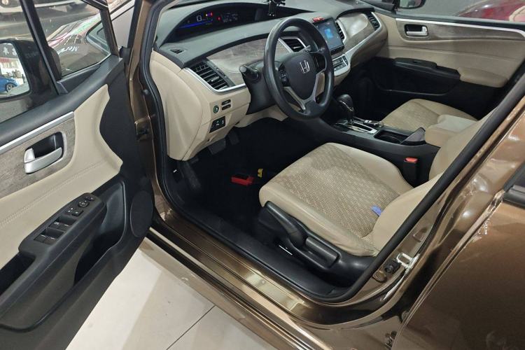 Used Honda Jade 2017 1.8L automatic Comfort version 5 seats