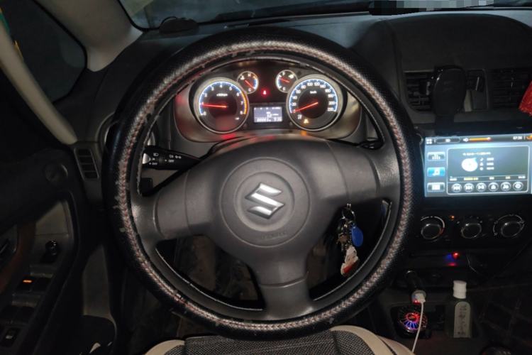 Used Suzuki SX4 2013 1.6L Manual CoolRide Model