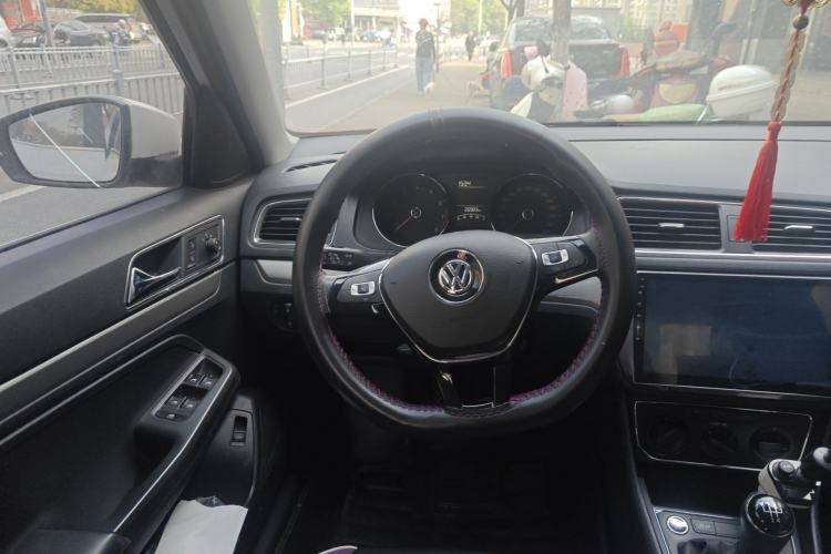 Used Volkswagen Lavida 2017 1.6L Manual Comfort Edition Steering Wheel