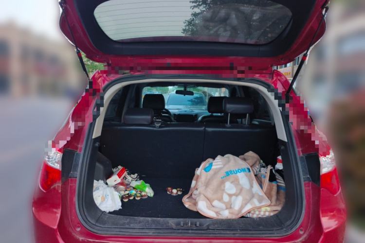 Used CHANGAN CS35 2014 1.6L Automatic Luxury Model China IV Standard Trunk